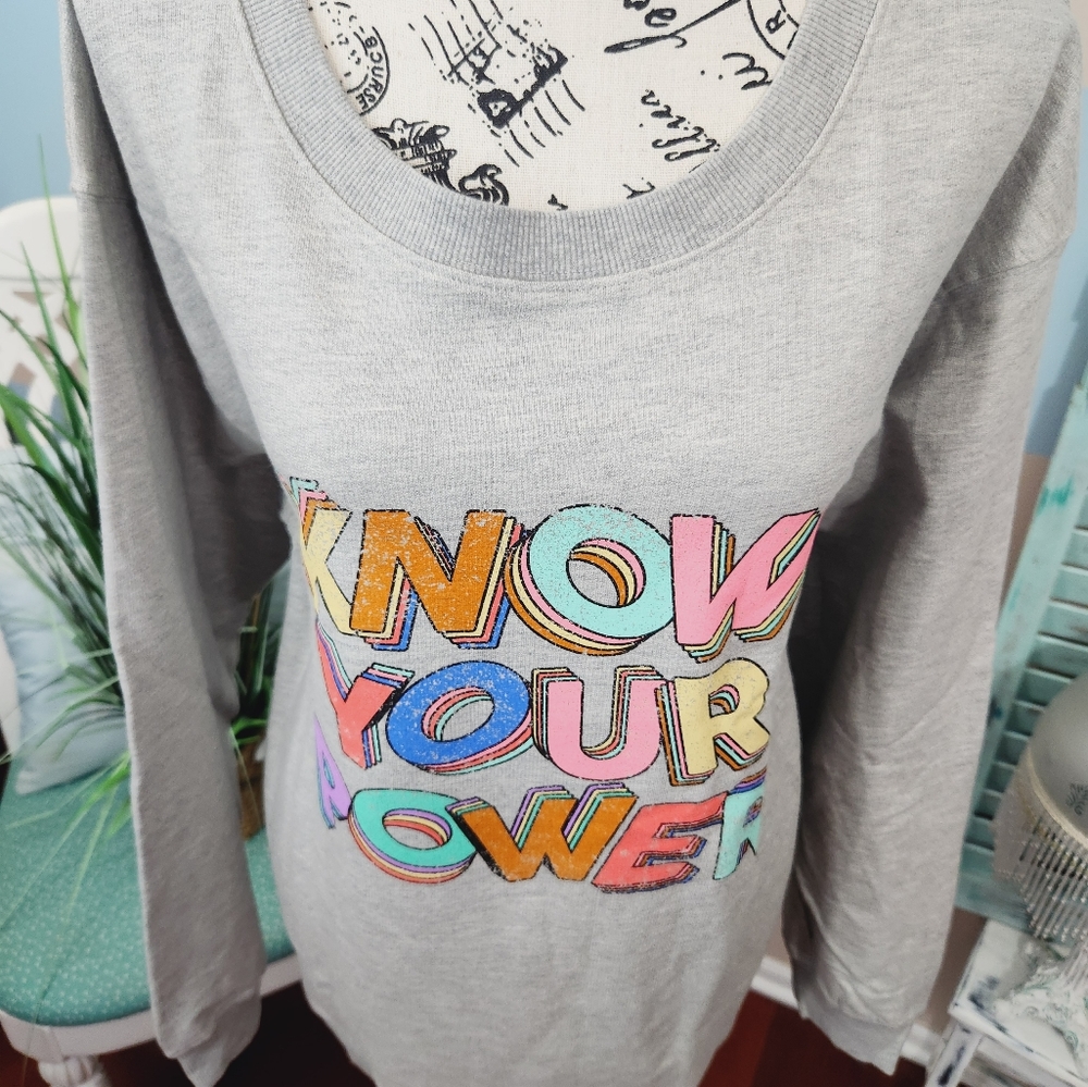 NEW! Oversized Vintage Canvas Know Your Power Oversized Sweatshirt - Picture 4 of 8
